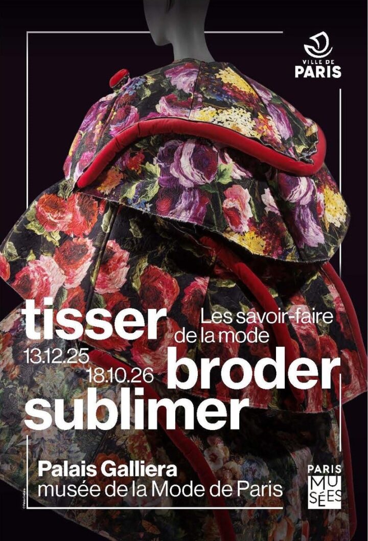 Exposition "Tisser, Broder, Sublimer" au Palais Galliera, Paris, France