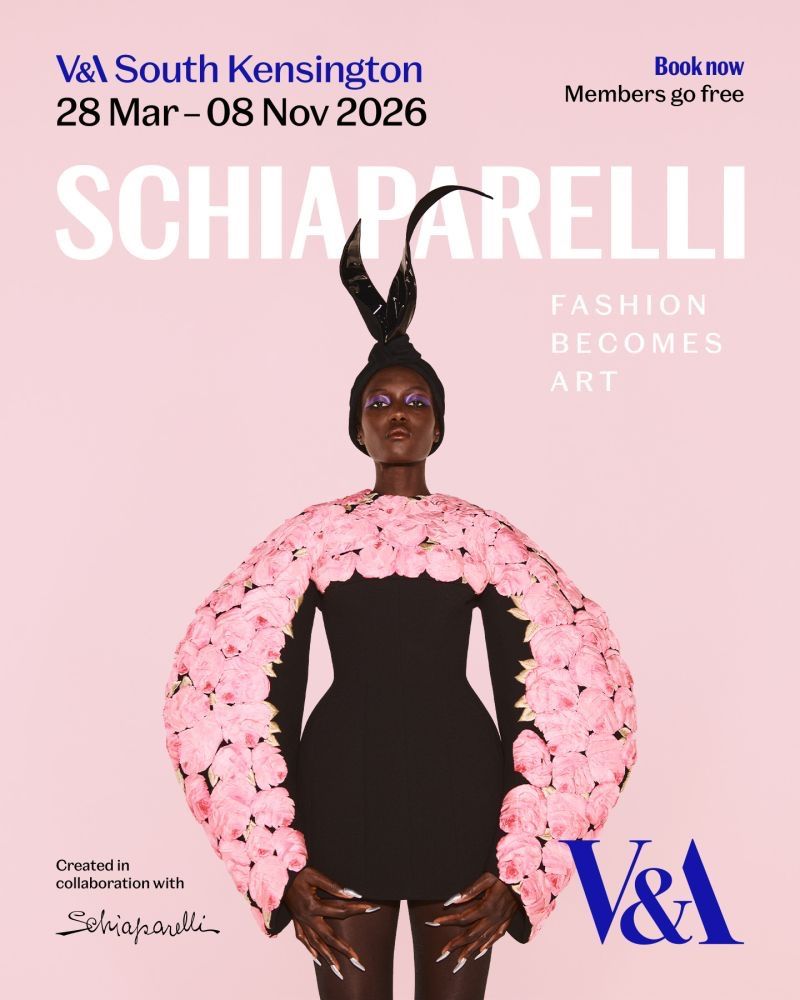 Exposition "Schiaparelli" au V&A Museum, Londres, Royaume-Uni